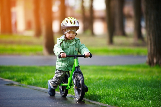 Âge par âge, les jouets pour accompagner leur motricité